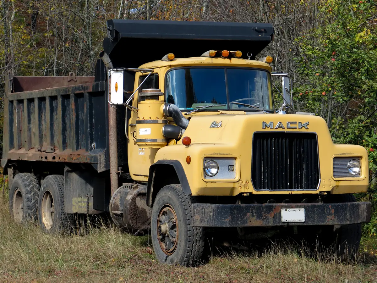 Mack dump truck